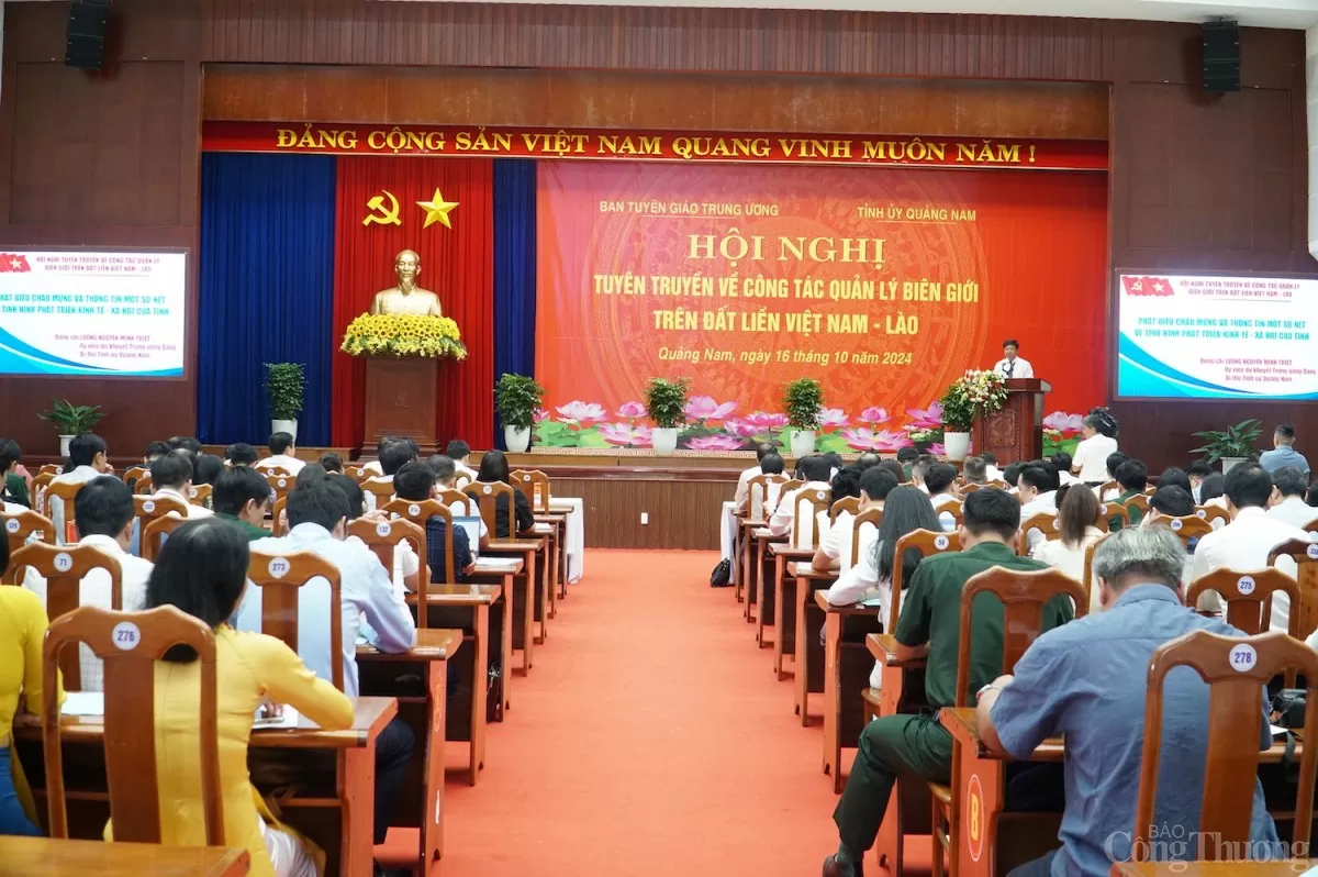 Hội nghị tuyên truyền về công tác quản lý biên giới trên đất liền Việt Nam – Lào nhằm tiếp tục tuyên truyền, khẳng định đường lối, chủ trương, chính sách của Đảng và Nhà nước về việc xây dựng tuyến biên giới Việt Nam - Lào hòa bình, ổn định và phát triển bền vững Hội nghị tuyên truyền về công tác quản lý biên giới trên đất liền Việt Nam – Lào nhằm tiếp tục tuyên truyền, khẳng định đường lối, chủ trương, chính sách của Đảng và Nhà nước về việc xây dựng tuyến biên giới Việt Nam - Lào hòa bình, ổn định và phát triển bền vững