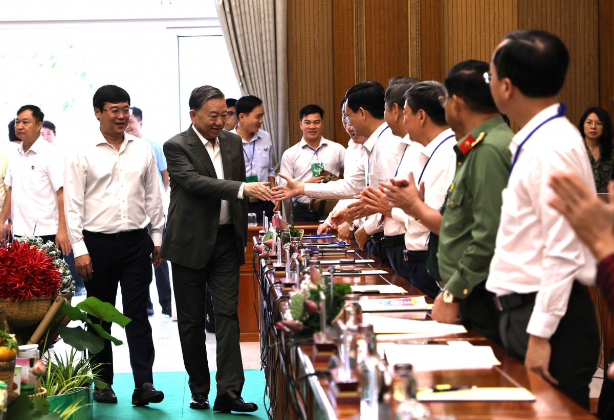 Tổng Bí thư Tô Lâm thăm và làm việc với tỉnh Đồng Tháp Tổng Bí thư Tô Lâm thăm và làm việc với tỉnh Đồng Tháp