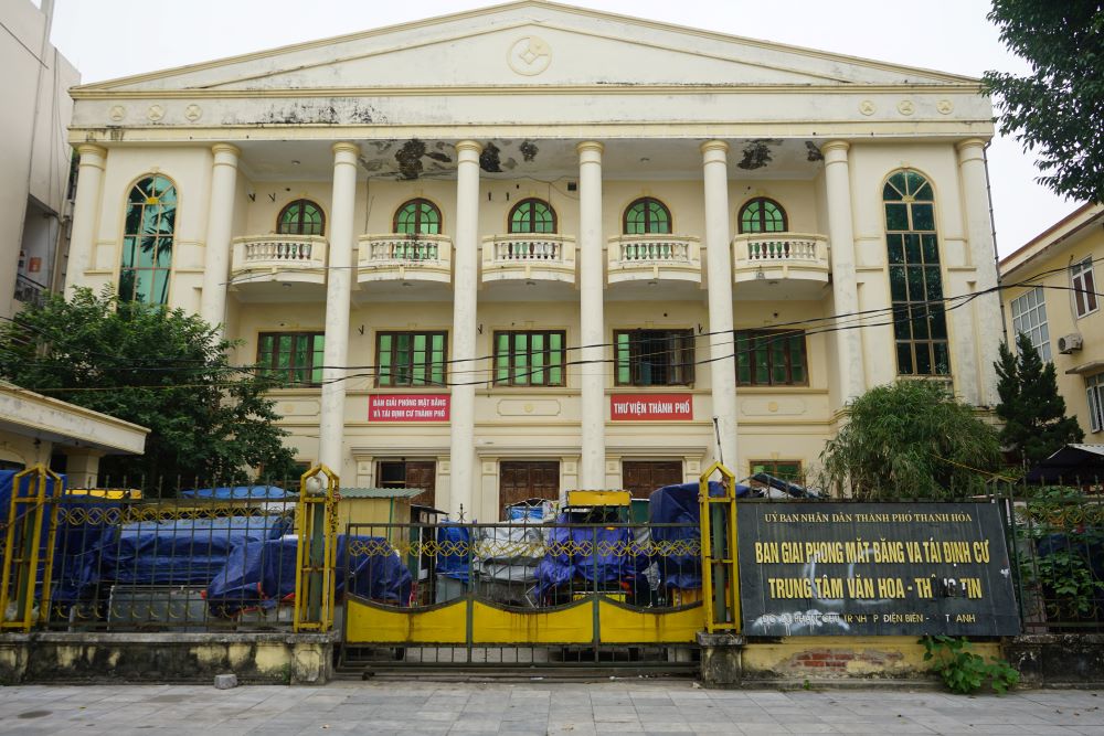 Cơ sở nhà đất của