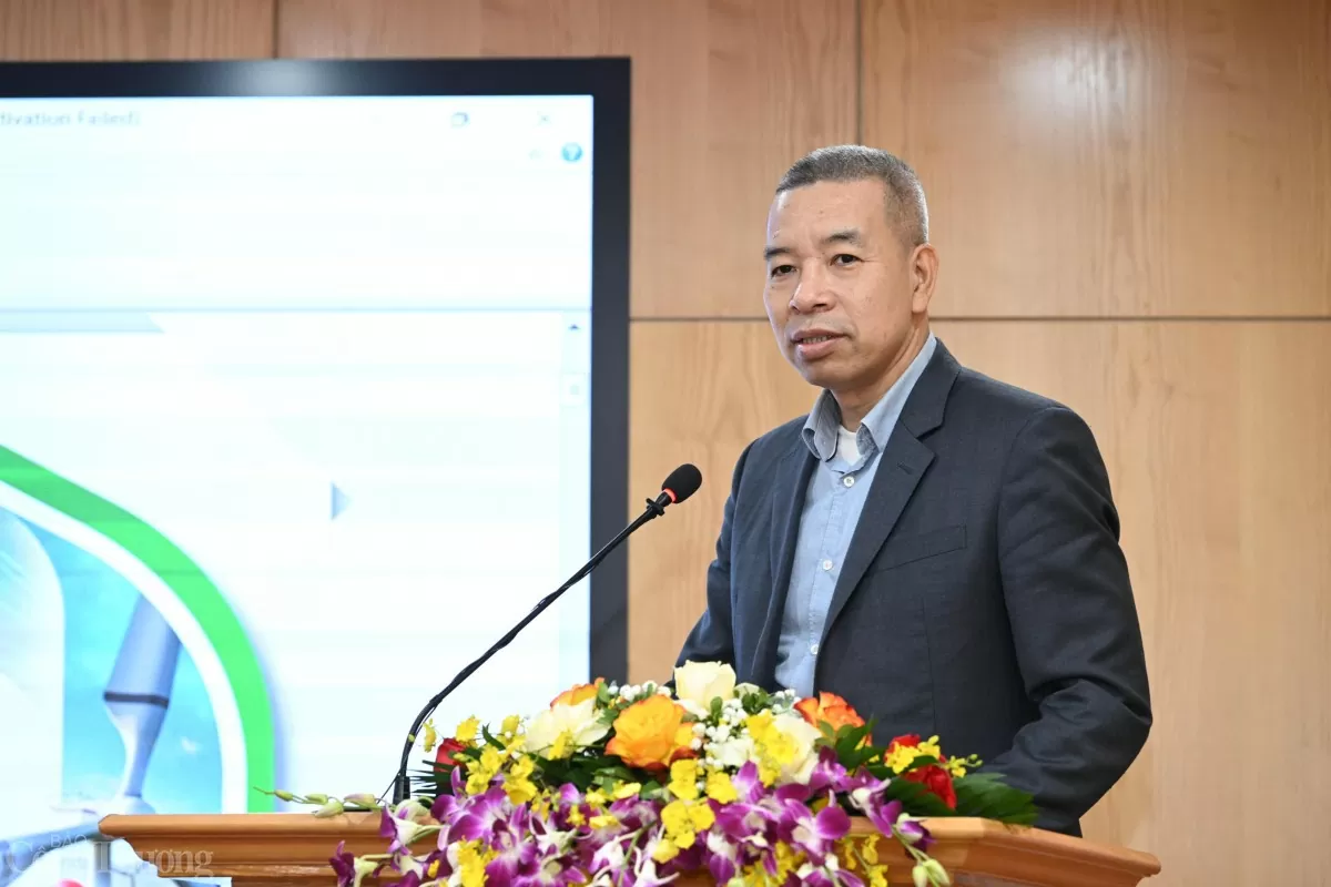 Ông Hoàng Văn Tâm trình bày phiên tham luận tại hội thảo. Ảnh: Cấn Dũng Ông Hoàng Văn Tâm trình bày phiên tham luận tại hội thảo. Ảnh: Cấn Dũng