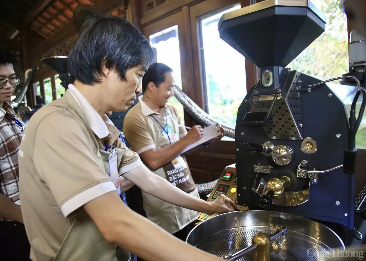 Khai mạc Cuộc thi Rang cà phê đặc sản Việt Nam 2025 Khai mạc Cuộc thi Rang cà phê đặc sản Việt Nam 2025