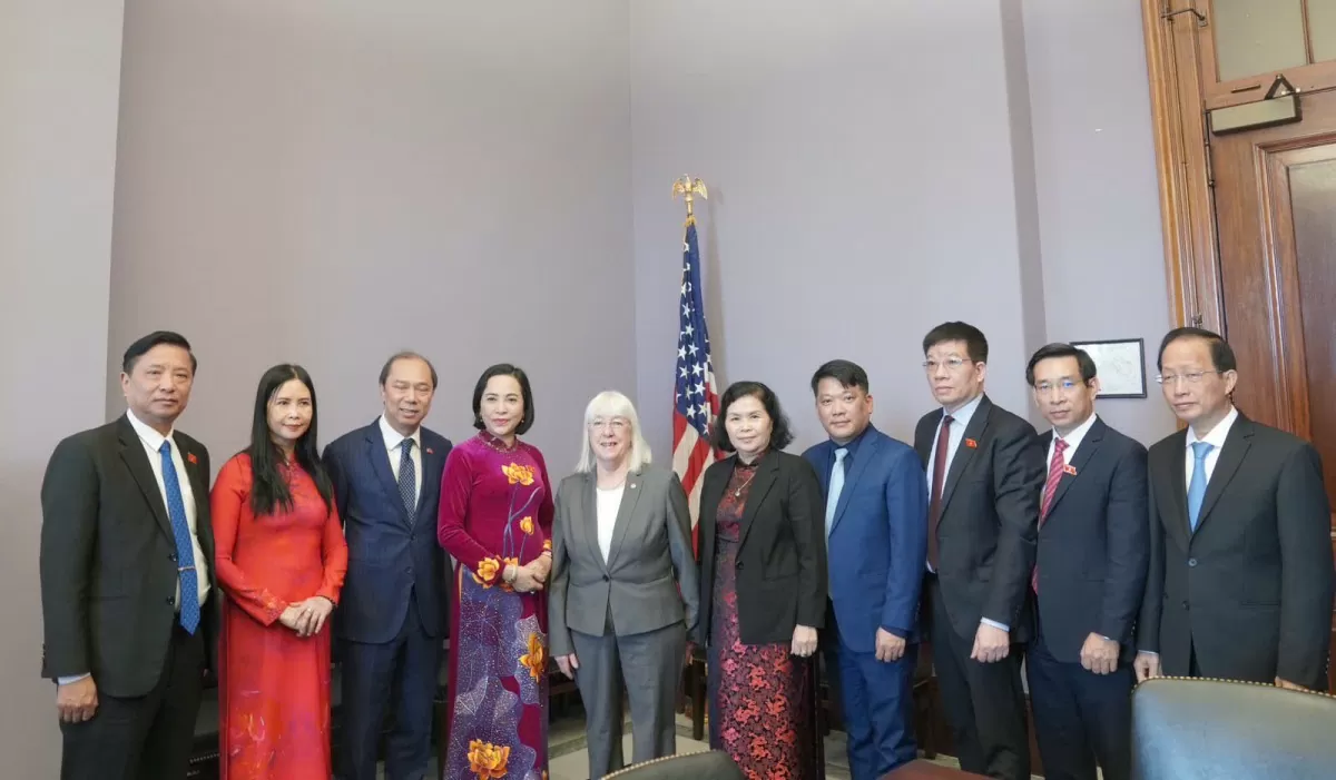 Phó Chủ tịch Quốc hội Nguyễn Thị Thanh gặp Thượng nghị sỹ Phó Chủ tịch Quốc hội Nguyễn Thị Thanh gặp Thượng nghị sỹ