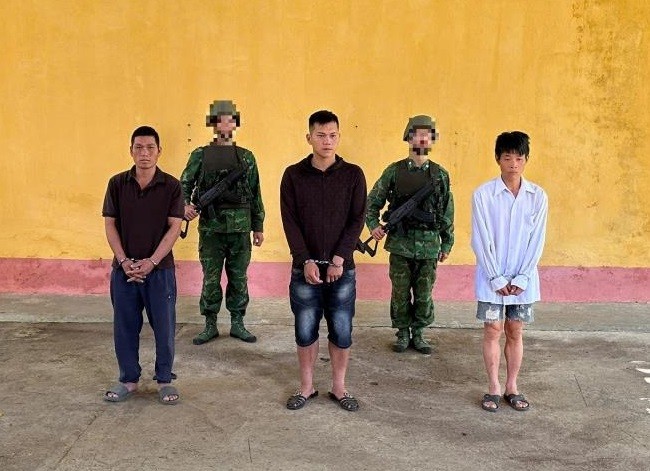 Các đối tượng bị bắt giữ