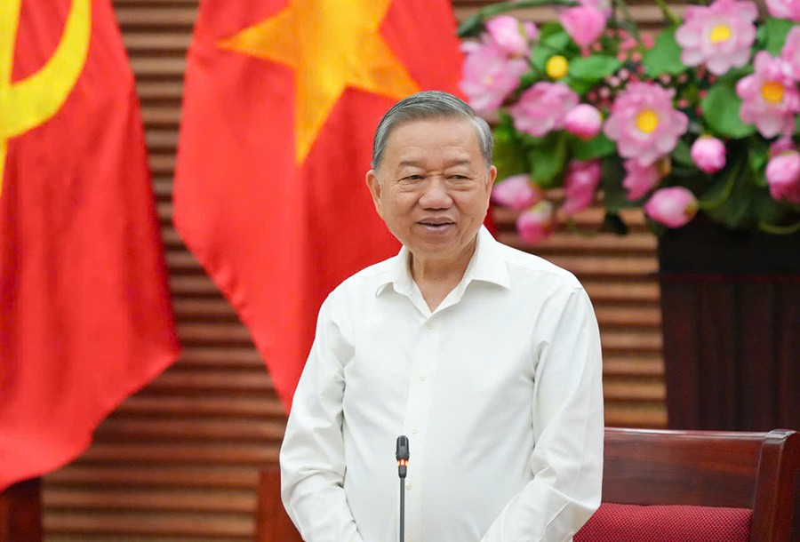 Đồng chí Tổng Bí thư Tô Lâm phát biểu mở đầu cuộc làm việc. Ảnh: Thành Cường