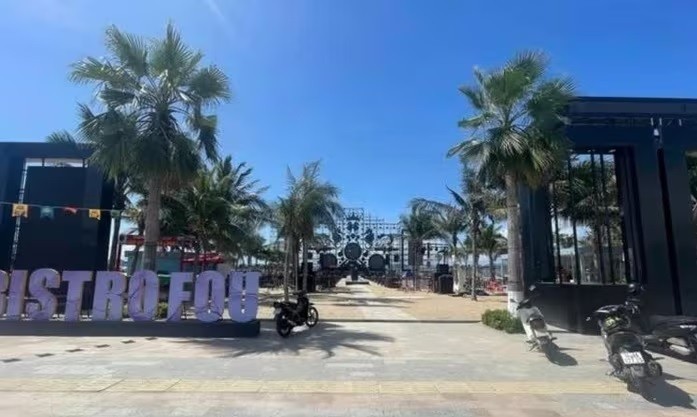 Quán Bar Bistro Fou, hiện trường nơi xảy ra vụ việc