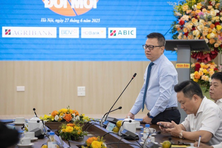 Đồng chí Lê Quốc Minh thông tin về Cuộc thi