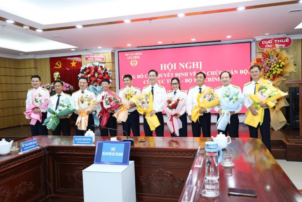 Thuế TP.HCM ra mắt ban lãnh đạo mới - Ảnh: Thuế TP.HCM