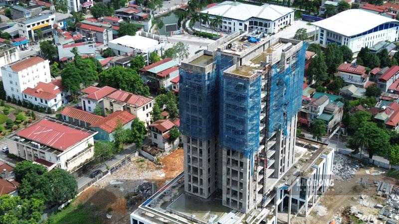 Trụ sở này sẽ được chuyển về cho xã Bảo Thắng, tỉnh Lào Cai mới dùng sau khi hoàn thành. Ảnh: Đinh Đại