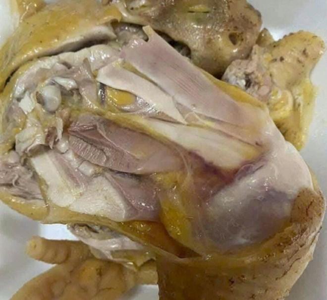 Ăn thịt gà đúng cách với người mỡ máu cao