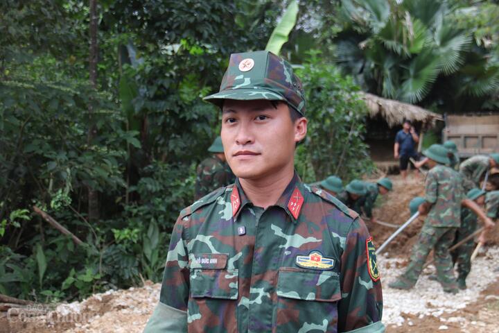 Thượng uý Đỗ Đức Anh, Phó đại đội trưởng, Đại đội 4, Tiểu đoàn 1, Trung đoàn 174, Sư đoàn 316, Quân khu 2. Ảnh: Thanh Tuấn