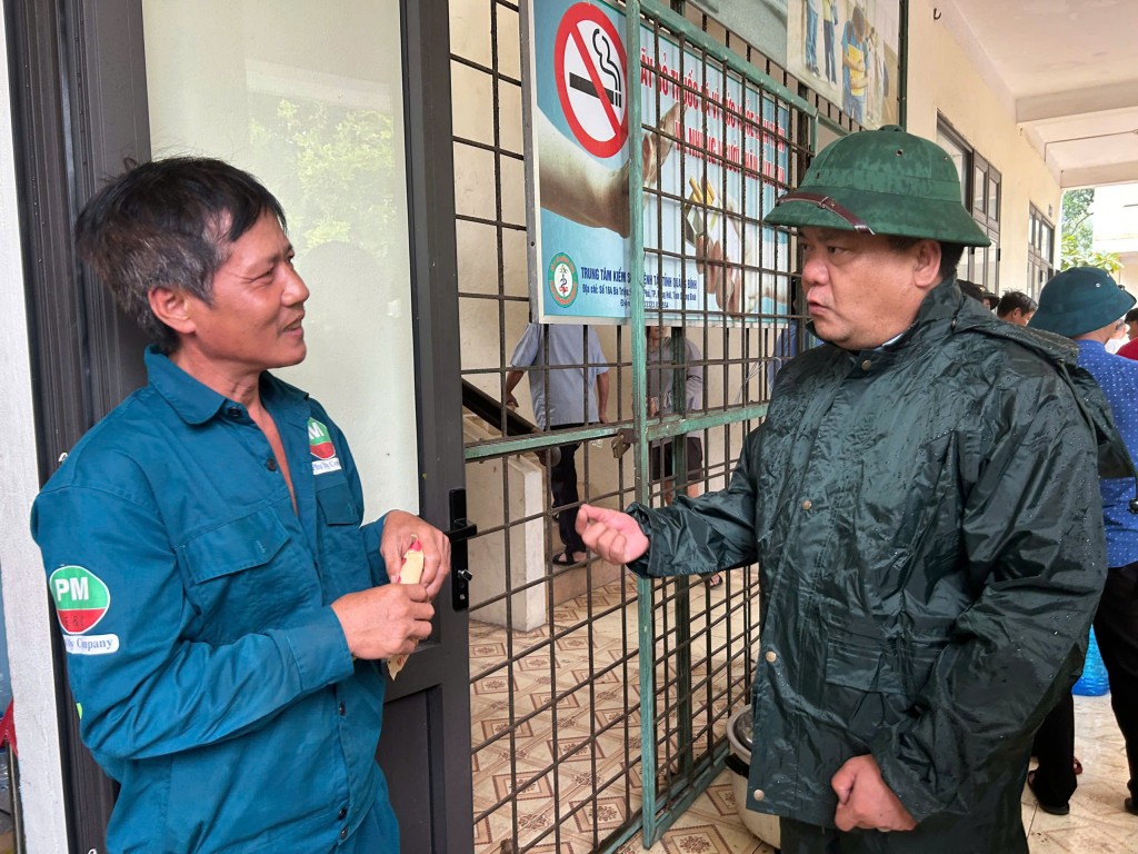 Lãnh đạo tỉnh Quảng Trị và các Sở, ngành thường xuyên bám sát cơ sở, kịp thời xử lý tình huống phát sinh (Ảnh CTV) Lãnh đạo tỉnh Quảng Trị và các Sở, ngành thường xuyên bám sát cơ sở, kịp thời xử lý tình huống phát sinh (Ảnh CTV)