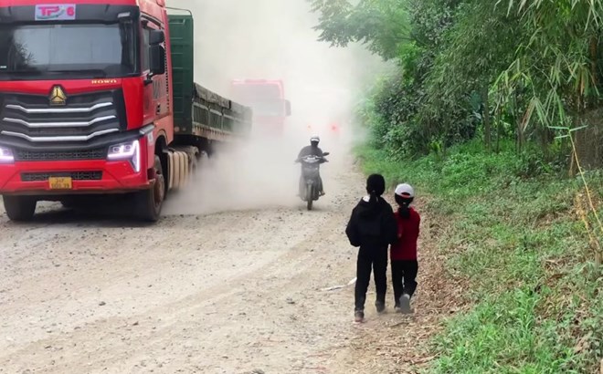 Quốc lộ 14D xuống cấp nghiêm trọng