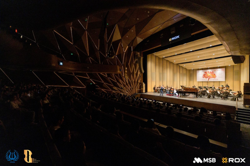 ROX Group đồng hành cùng Dàn nhạc Giao hưởng Hà Nội và nhiều đêm hoà nhạc đặc biệt.