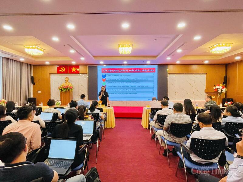 Hội nghị Tổng kết 6 năm thi hành và đề xuất sửa đổi, bổ sung Nghị định số 69/2018/NĐ-CP của Chính phủ hướng dẫn chi tiết một số điều của Luật Quản lý ngoại thương thu hút được đông đảo cộng đồng doanh nghiệp, hiệp hội, chuyên gia tham dự.