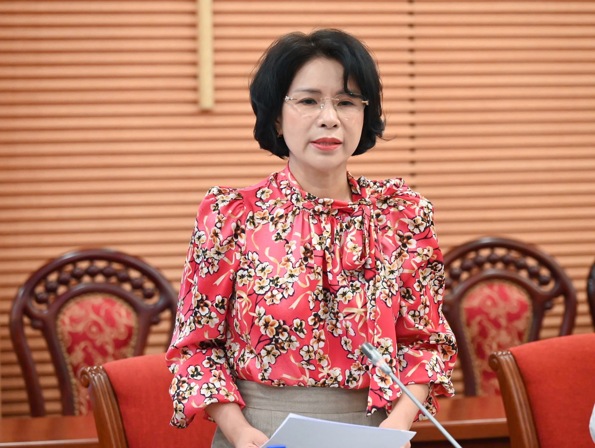 tran-thi-nhi-ha.jpg