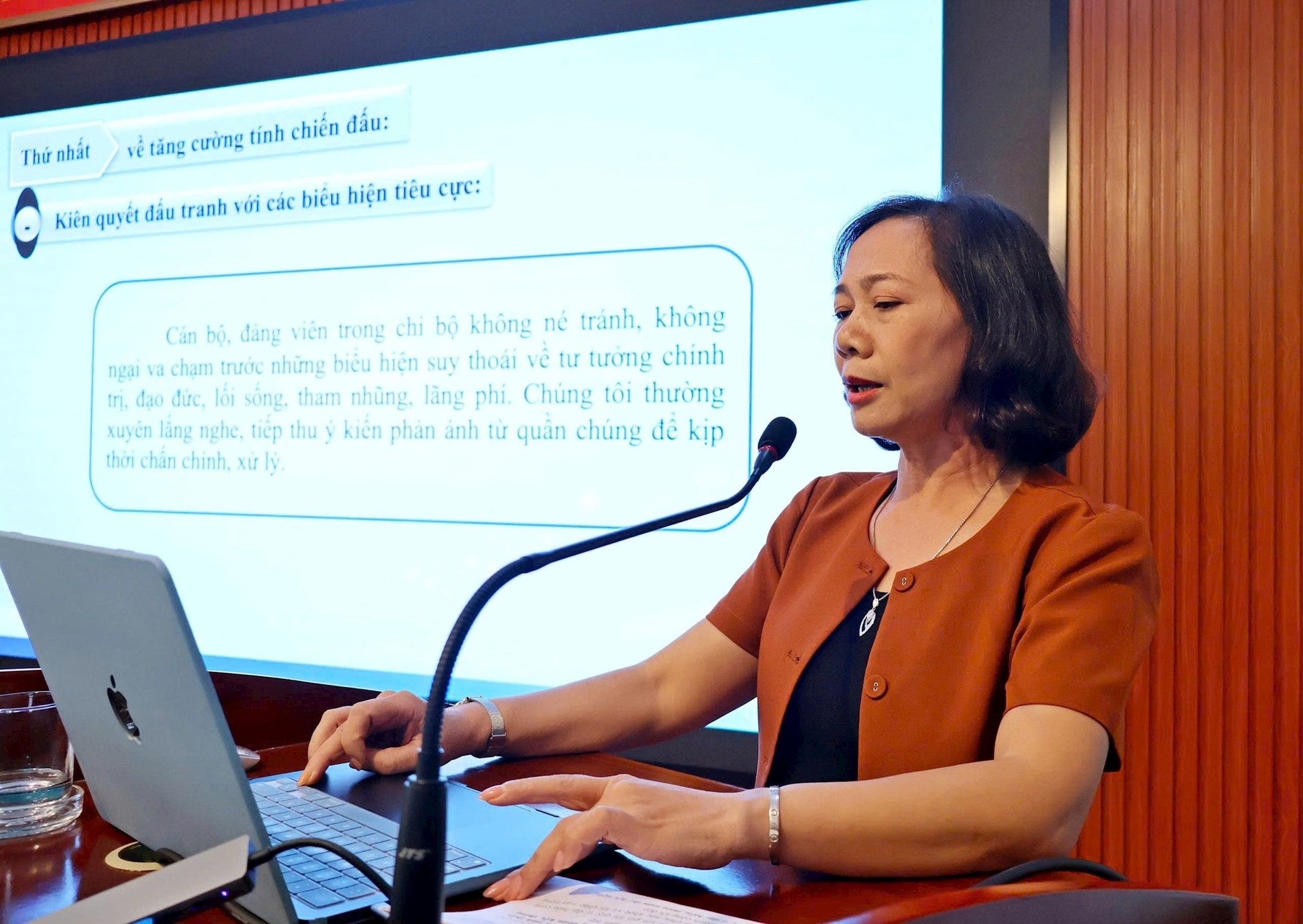 doai-phuong-db7.jpg