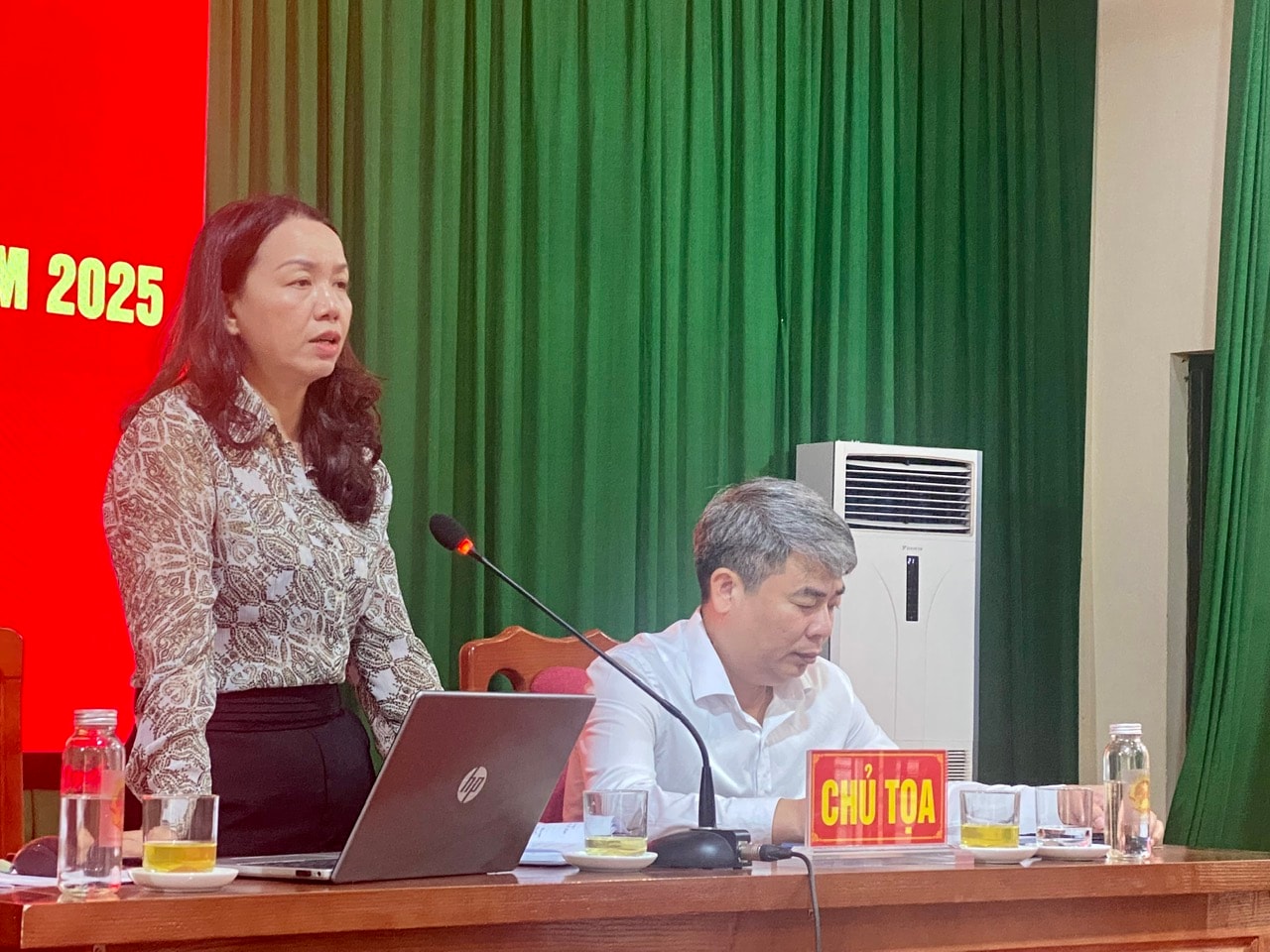 doi-thoai-o-dien.jpg