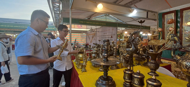 Sở Công Thương Hà Nội sẽ tổ chức Triển lãm quảng bá, giao thương kết nối các sản phẩm OCOP, thủ công mỹ nghệ và làng nghề Thạch Thất. Ảnh: N.H