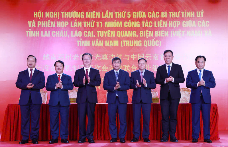 Hội nghị thường niên lần thứ 5 giữa các Bí thư Tỉnh ủy các tỉnh: Lai Châu, Lào Cai, Tuyên Quang, Điện Biên (Việt Nam) và Bí thư Tỉnh ủy tỉnh Vân Nam (Trung Quốc). Ảnh: CTV