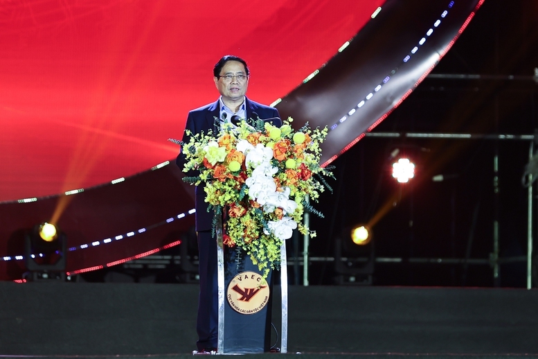 Thủ tướng Phạm Minh Chính phát biểu chỉ đạo tại lễ khai mạc “Tuần Đại đoàn kết các dân tộc - Di sản Văn hóa Việt Nam” 2025.