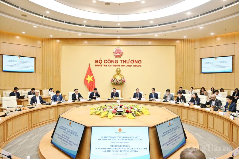 Tại buổi làm việc, Bộ công Thương khuyến khích các doanh nghiệp châu Âu tiếp tục mở rộng hoạt động đầu tư, sản xuất kinh doanh lâu dài tại Việt Nam.