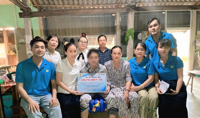 Hỗ trợ kịp thời gia đình đoàn viên khó khăn