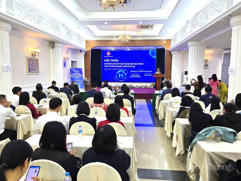 Toàn cảnh hội thảo.