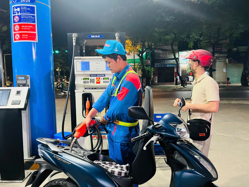 Giá xăng dầu trong nước hôm nay ngày 24/12/2025. Ảnh: P.C