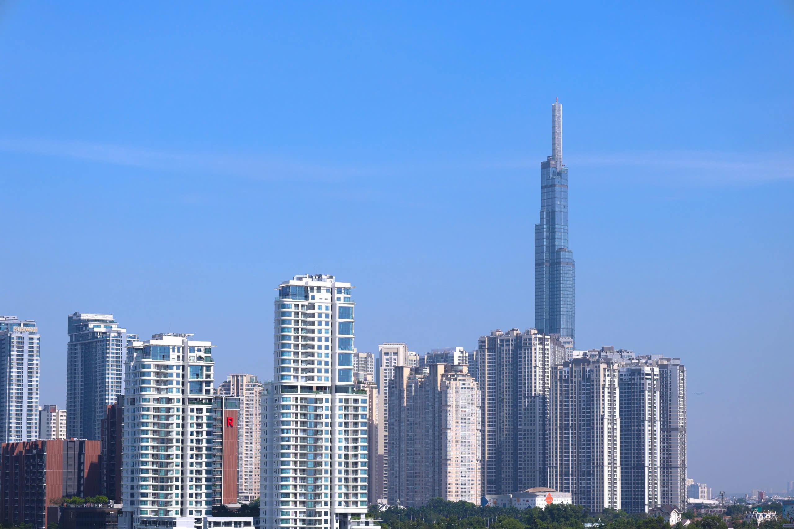 Theo HSBC Bank Malaysia Berhad (Malaysia), Việt Nam vẫn duy trì đà tăng trưởng ổn định, không chỉ nhờ cỗ máy xuất khẩu được đánh giá cao, mà còn nhờ các cải cách mạnh mẽ.