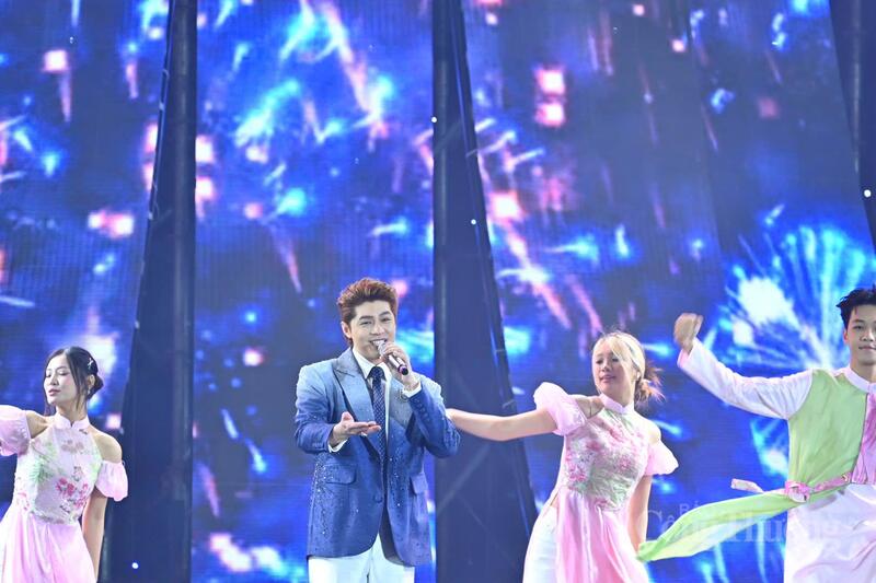 Thủ tướng: Hội chợ Mùa Xuân là ‘bước chạy đà’ hứa hẹn làm bùng nổ thị trường tiêu dùng trong nước - 6