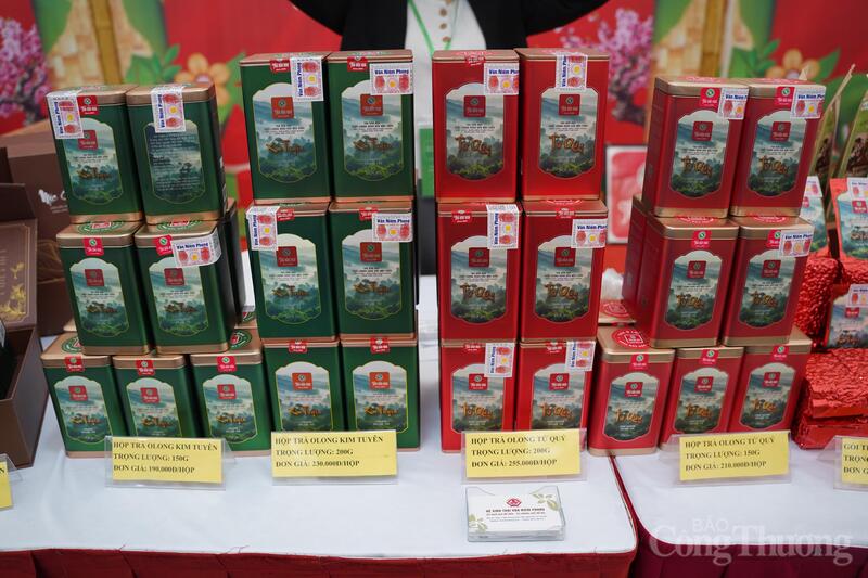 Tem vân niêm phong giúp các sản phẩm chè Thái Nguyên không bị làm giả