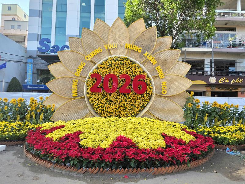 Đường hoa nghệ thuật “Mừng Đảng quang vinh - Mừng xuân Bính Ngọ năm 2026”