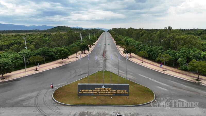 Khu công nghiệp Chế biến tập trung khoáng sản titan Sông Bình, xã Lương Sơn, tỉnh Lâm Đồng. Ảnh: Lê Sơn