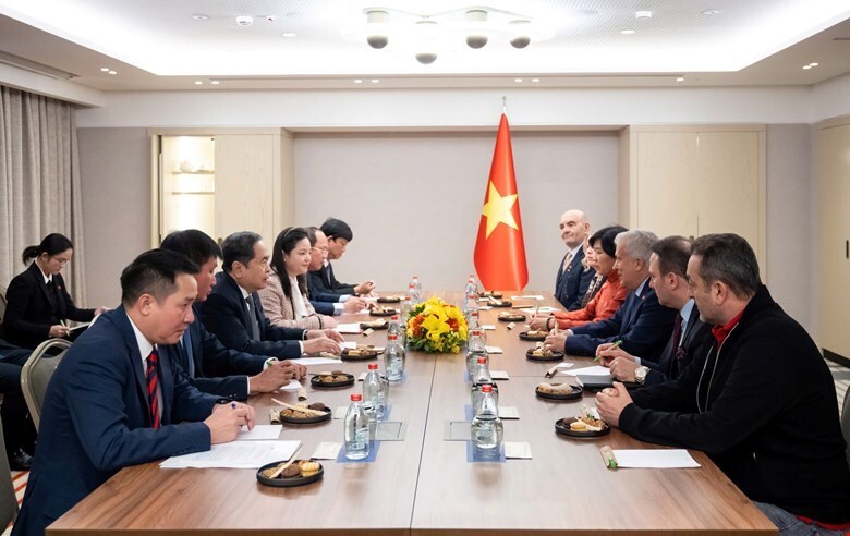 Chủ tịch Quốc hội Trần Thanh Mẫn tiếp Lãnh sự danh dự Việt Nam tại thành phố Istanbul, Thổ Nhĩ Kỳ