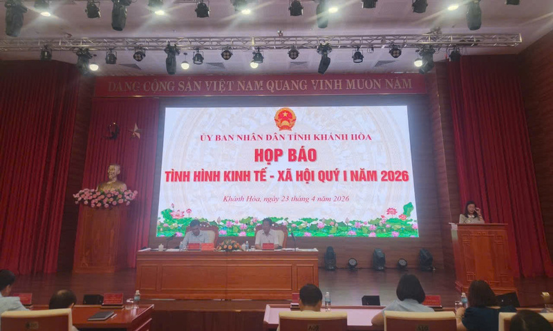 Quang cảnh buổi họp báo.