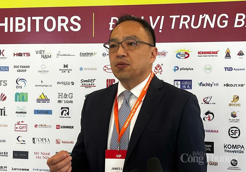 Ông James Liu, Giám đốc điều hành Công ty Global Sources chia sẻ về những thế mạnh của Việt Nam trong chuỗi giá trị. Ảnh: Thừa Ngọc