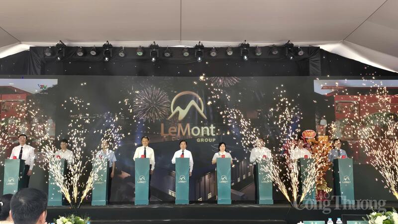 Nghi thức khởi công dự án đầu tư xây dựng và kinh doanh kết cấu hạ tầng Cụm công nghiệp Le Mont Hà Châu 1 và Cụm công nghiệp Le Mont Hà Châu 2 được kết nối tới điểm cầu trung tâm