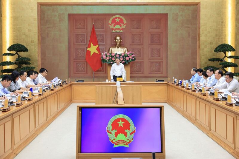 Thủ tướng Lê Minh Hưng chủ trì cuộc làm việc với Bộ Công Thương về tình hình triển khai các nhiệm vụ được giao năm 2026. Ảnh: VGP/Nhật Bắc