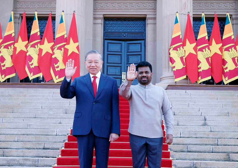 Tổng thống Sri Lanka Anura Kumara Dissanayake chủ trì lễ đón Tổng Bí thư, Chủ tịch nước Tô Lâm. Ảnh: Thống Nhất/TTXVN