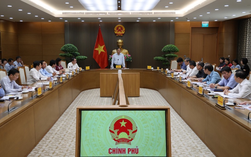 Phó Thủ tướng Thường trực Phạm Gia Túc yêu cầu các bộ, ngành, địa phương tập trung triển khai hiệu quả các hiệp định, kế hoạch, thỏa thuận hợp tác đã được thống nhất giữa hai nước - Ảnh: VGP/Phương Nguyên