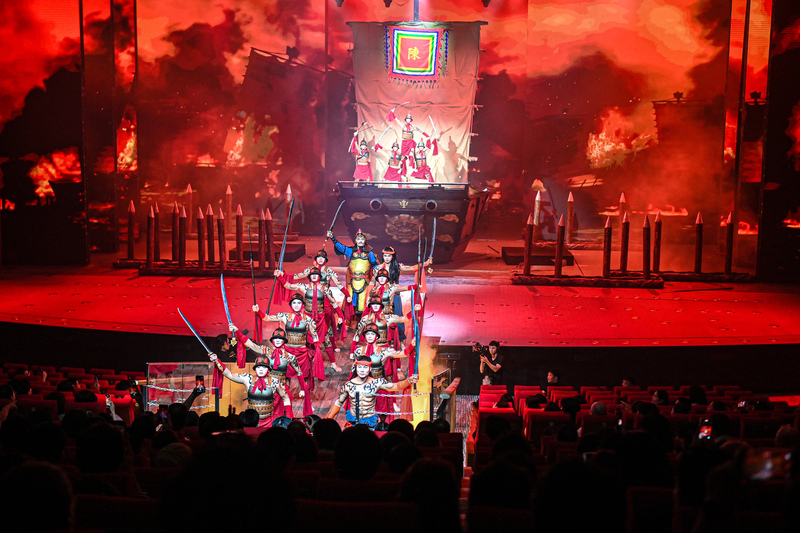 Với quy mô lớn, hạ tầng đạt chuẩn quốc tế, Vinpearl Theatre Ocean City có thể hiện thực hóa mọi ý tưởng trình diễn “khó nhằn”.