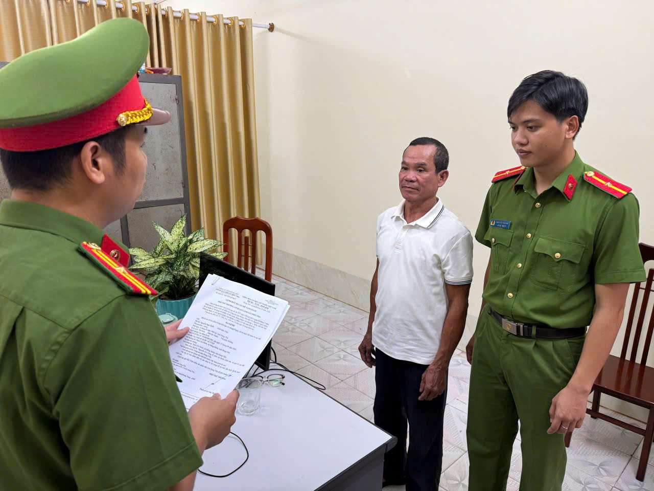 Bị can Nguyễn Ngọc Quốc bị khởi tố sau vụ mâu thuẫn khi ăn uống xảy ra tại xã Hồng Minh, tỉnh Hưng Yên. Ảnh: Công an tỉnh Hưng Yên