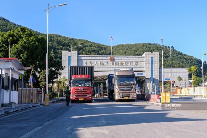 Lạng Sơn kéo dài thời gian thông quan hai cửa khẩu