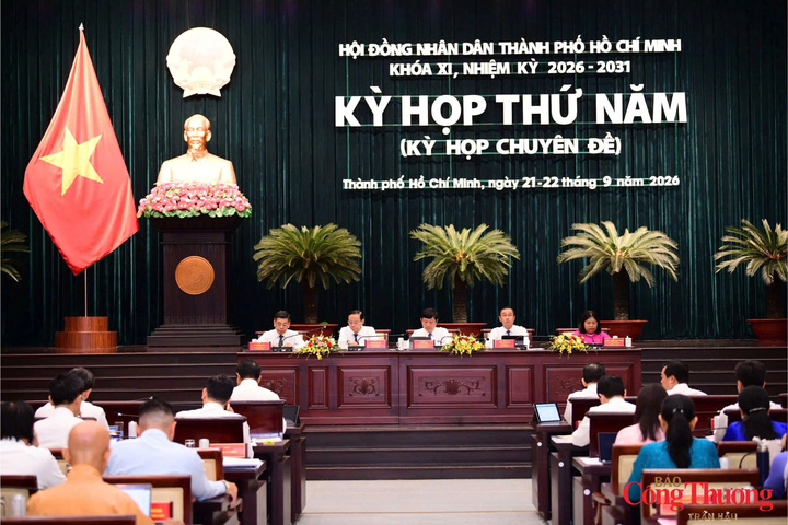 Sau 1,5 ngày làm việc, Kỳ họp thứ Năm HĐND TP. Hồ Chí Minh khóa XI đã thông qua 38 nghị quyết, trong đó có 24 nghị quyết triển khai Luật Phát triển đô thị.