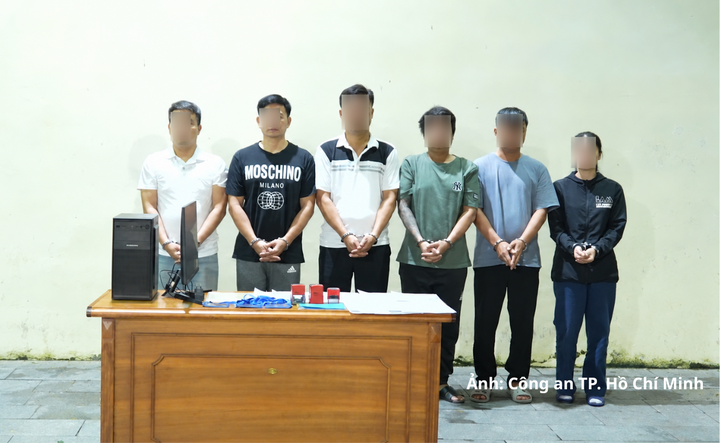 Nhóm đối tượng bị khởi tố.