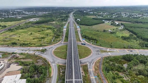 Cao tốc Bến Lức – Long Thành thông xe toàn tuyến, mở rộng kết nối liên vùng và tạo thêm động lực phát triển cho bất động sản cửa ngõ phía Tây TP.HCM. Ảnh: BIM Land
