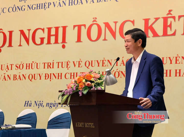 Thứ trưởng Bộ Văn hoá, Thể thao và Du lịch Hồ An Phong phát biểu tại hội nghị.